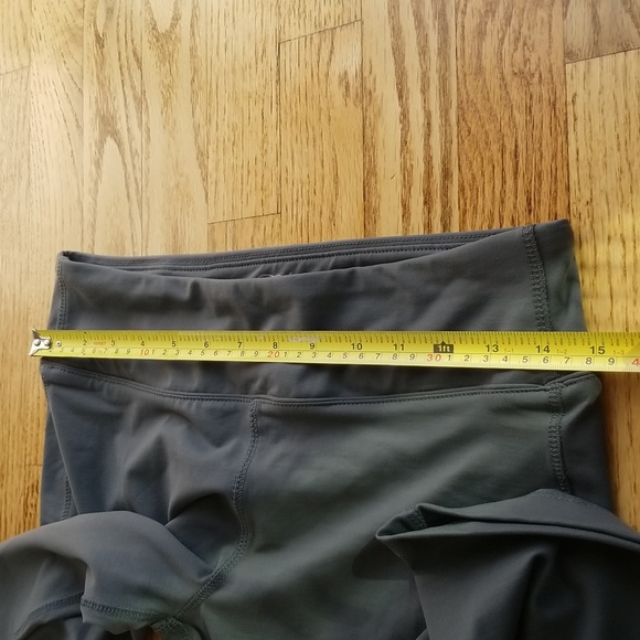 (S) NWT FILA Wicking Wide Leg Cropped UV Protective Stretch Activewear Yoga Gym - Picture 6 of 10